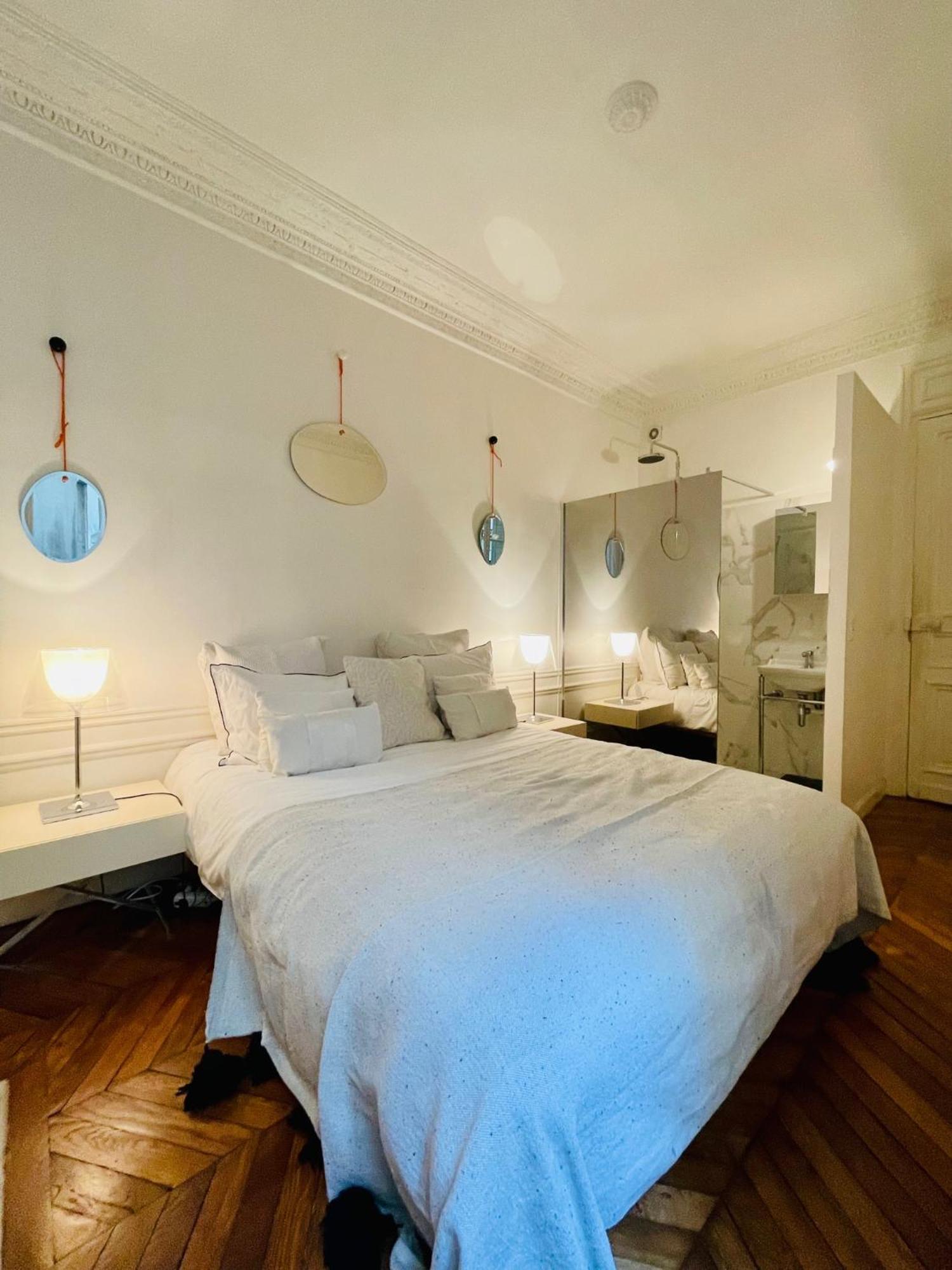 Comme Maison A Deux Pas De L'arc De Triomphe * Paris